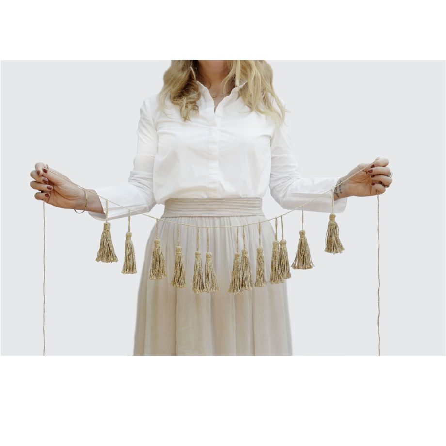 Delight Department 14 cotton tassels garland in cotton bag