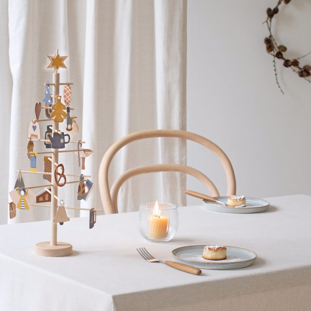 Advent tree | Jurianne Matter