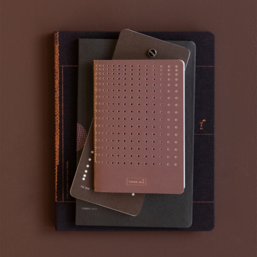 Notebook A6 Gridded Burgundy | Tinne+Mia