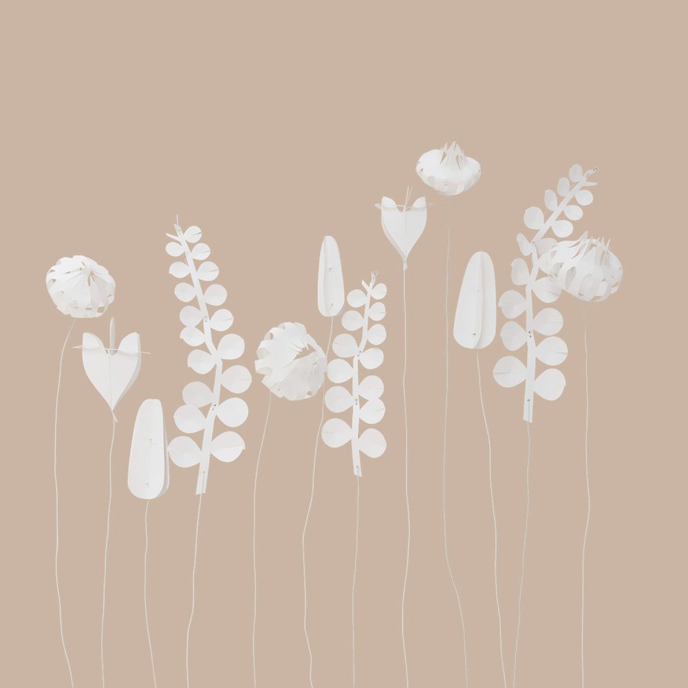 Field Flowers Large White | Jurianne Matter
