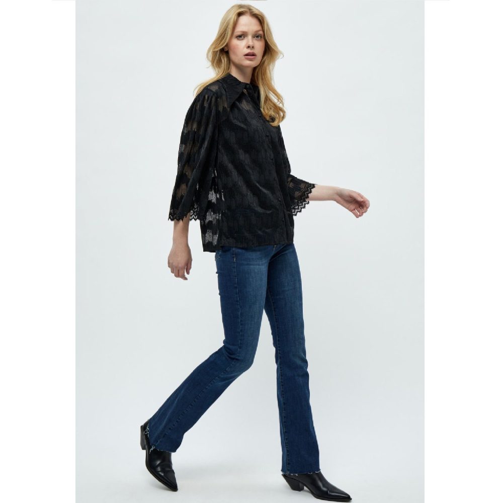 Sorana Lace Blouse Black | Minus