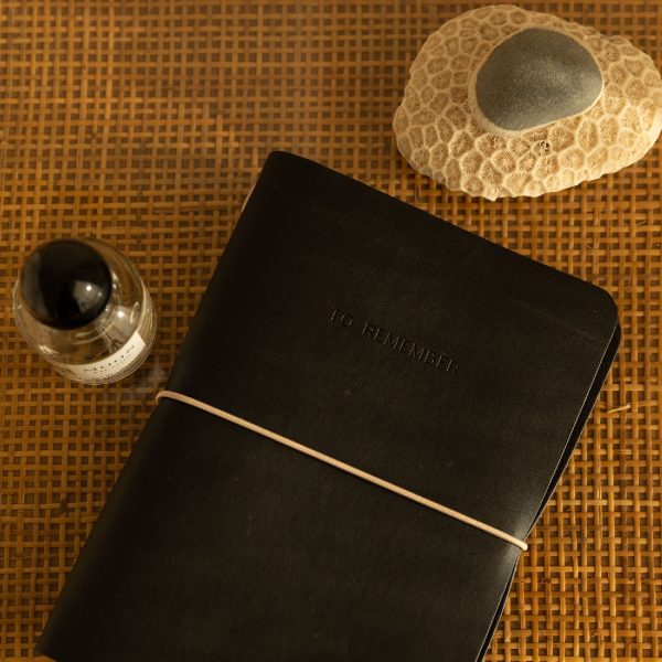 Black Notebook M Vegan Leather | Monk&Anna