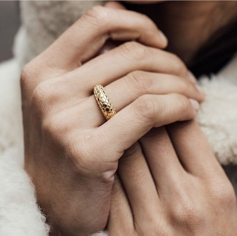 Honeycomb Ring Gold Plated | Betty Bogaers