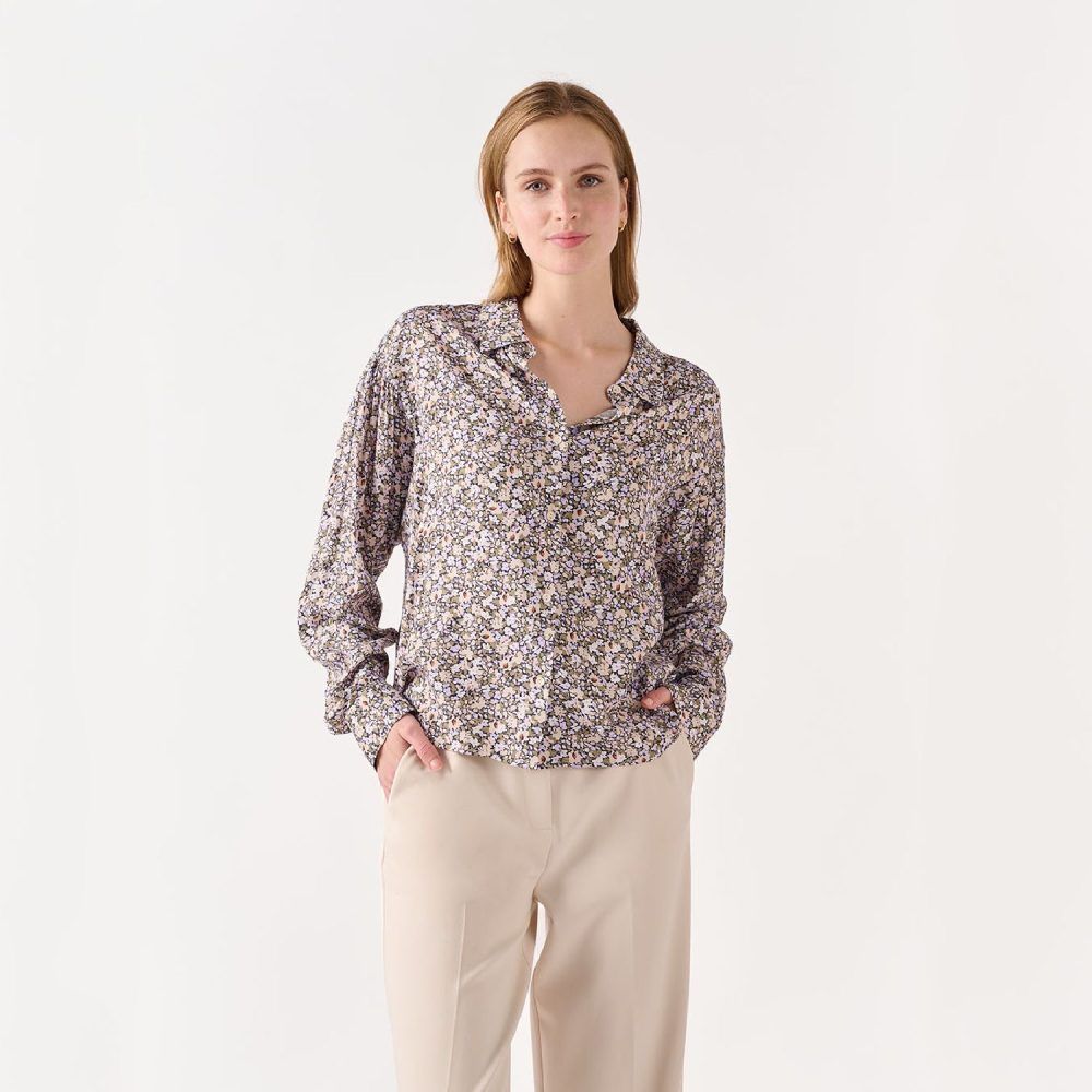 Nahila Flower Shirt | Another Label