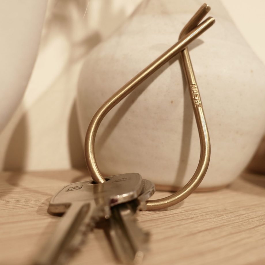 Moebe key ring brass