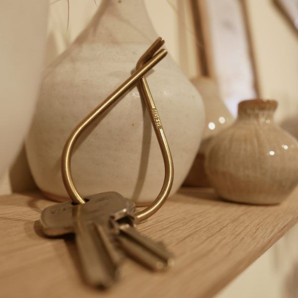 Moebe key ring brass