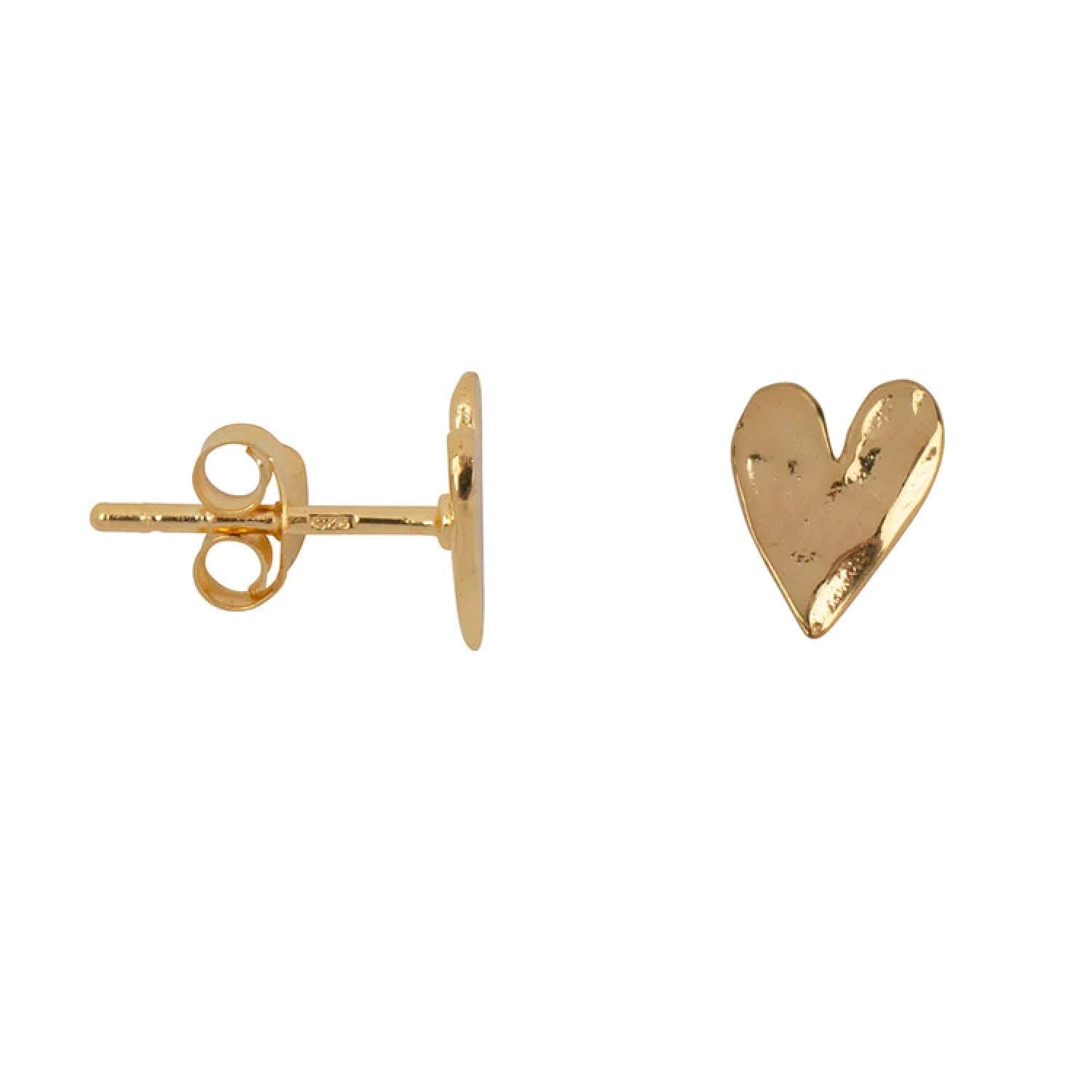 Hammered Heart Stud Earring Gold Plated | Betty Bogaers