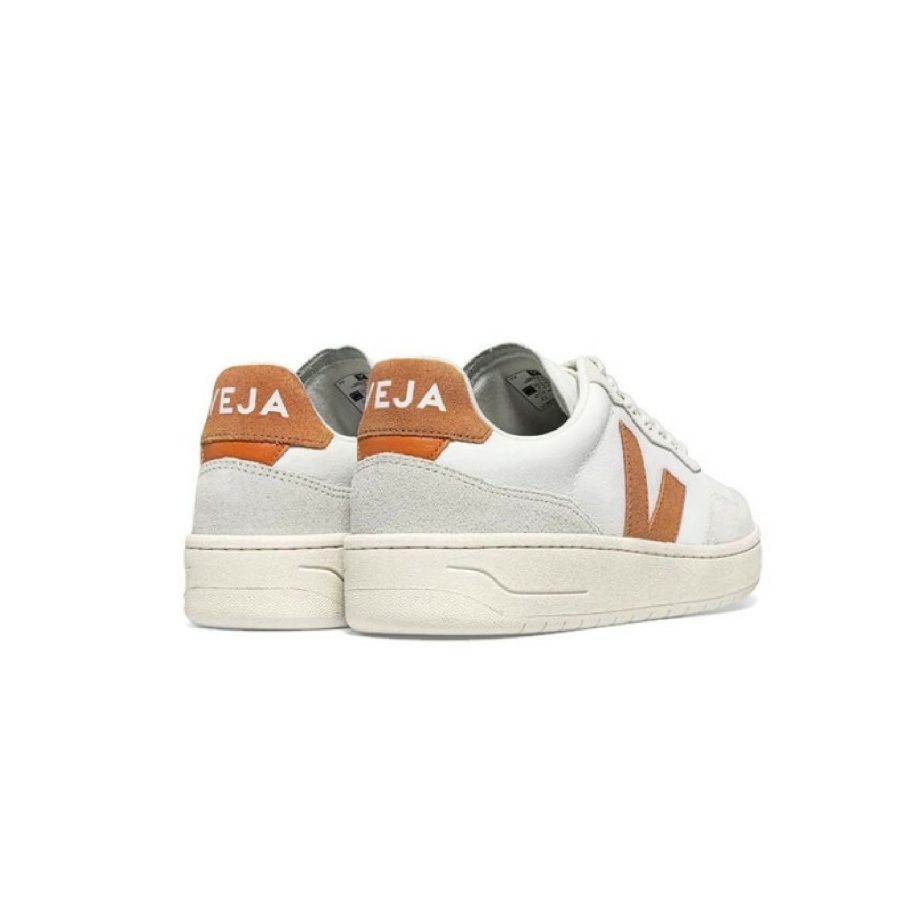 V90 Leather White Umber | VEJA