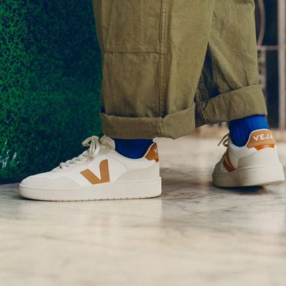 V90 Leather White Umber | VEJA