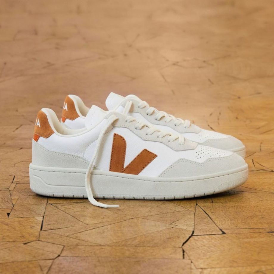 V90 Leather White Umber | VEJA