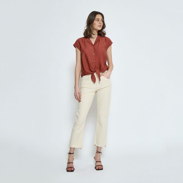 Naline Sleeveless Shirt Brandy Brown | Peppercorn