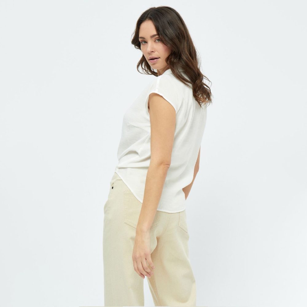 Naline Sleeveless Shirt White | Peppercorn