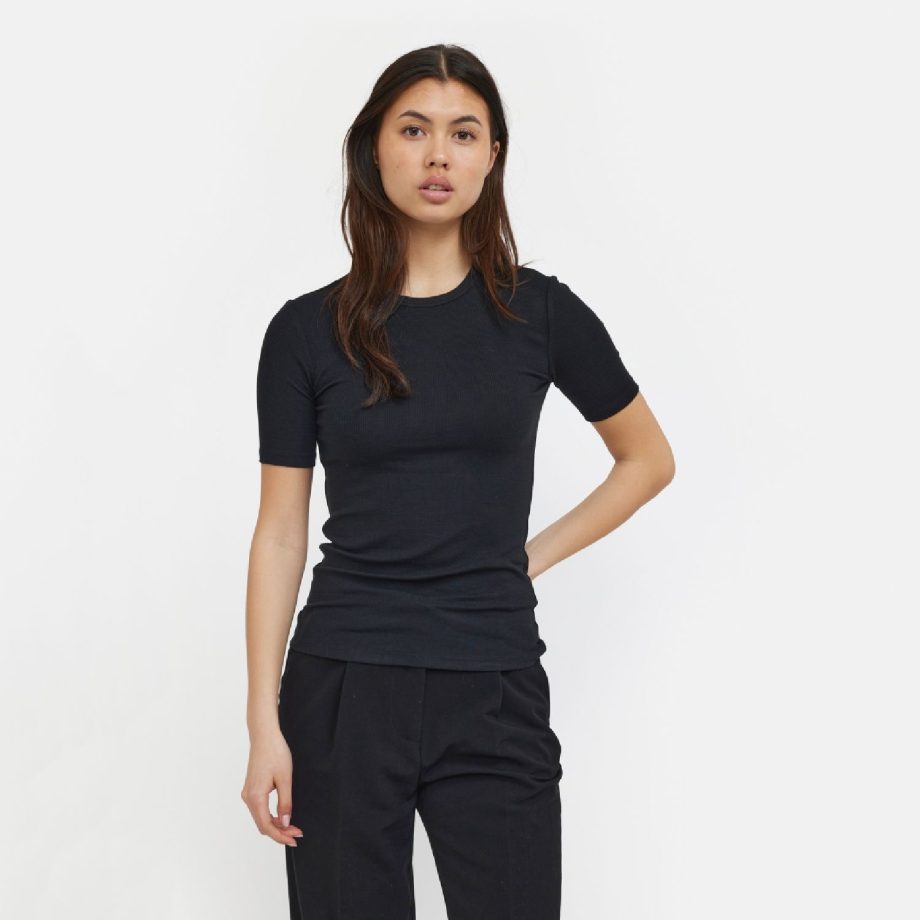 Fenja Top Black | Soft Rebels