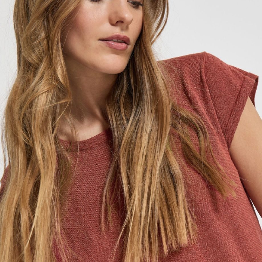 Carlina Knit Tee Barn Red Metallic | Minus