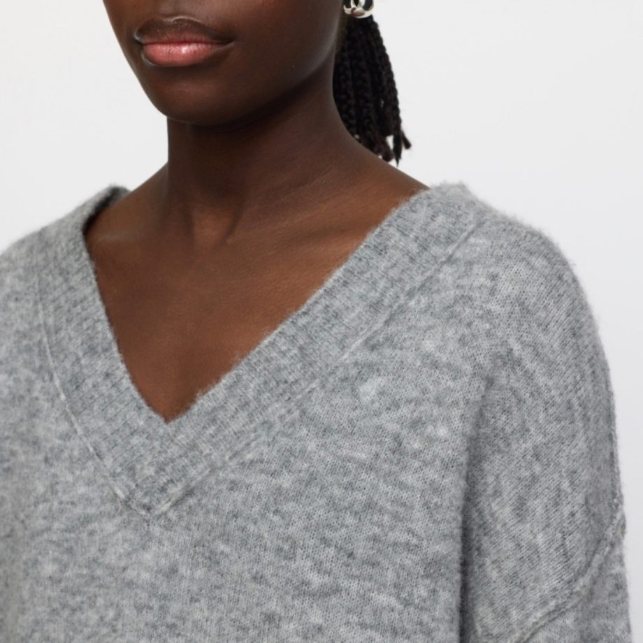 Allison V-neck Knit Medium Grey Melange | Soft Rebels