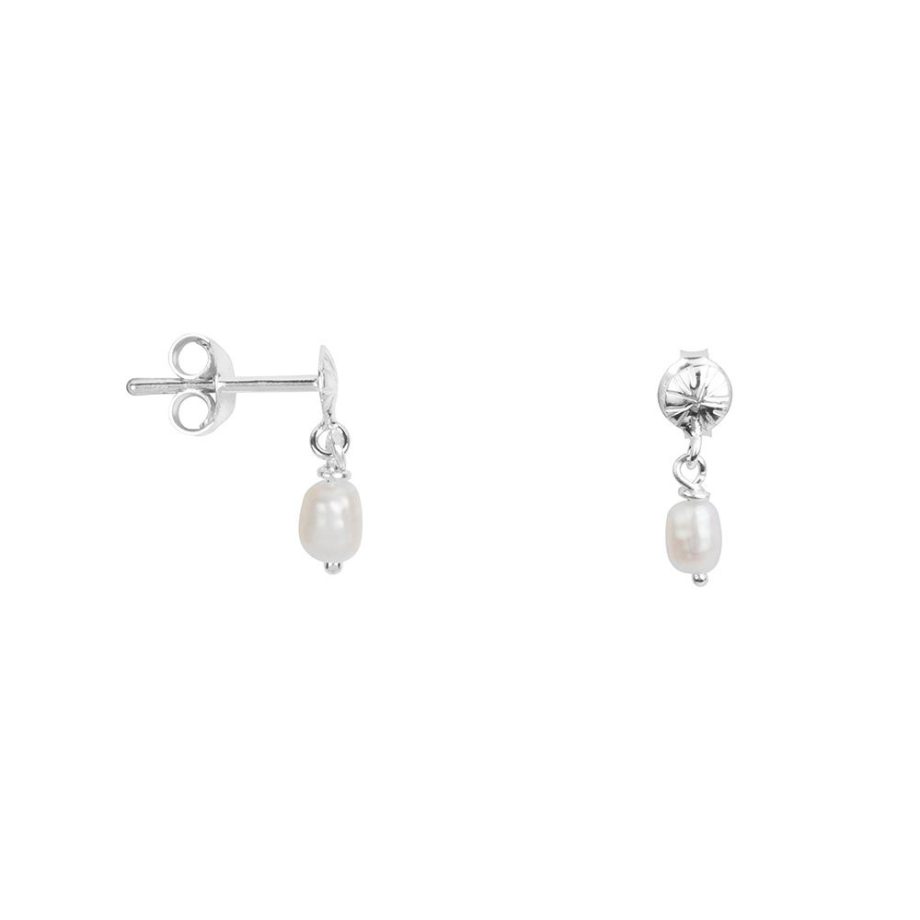 Silver Ribbed Mini Moon Pearl Stud Earring Silver | Betty Bogaers