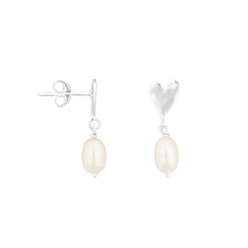 Medium Heart Pearl Stud Earring Silver | Betty Bogaers