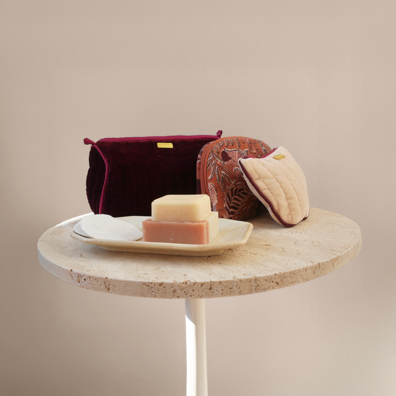 Jewelry pouch quilted deep burgundy velvet | Muja Juma