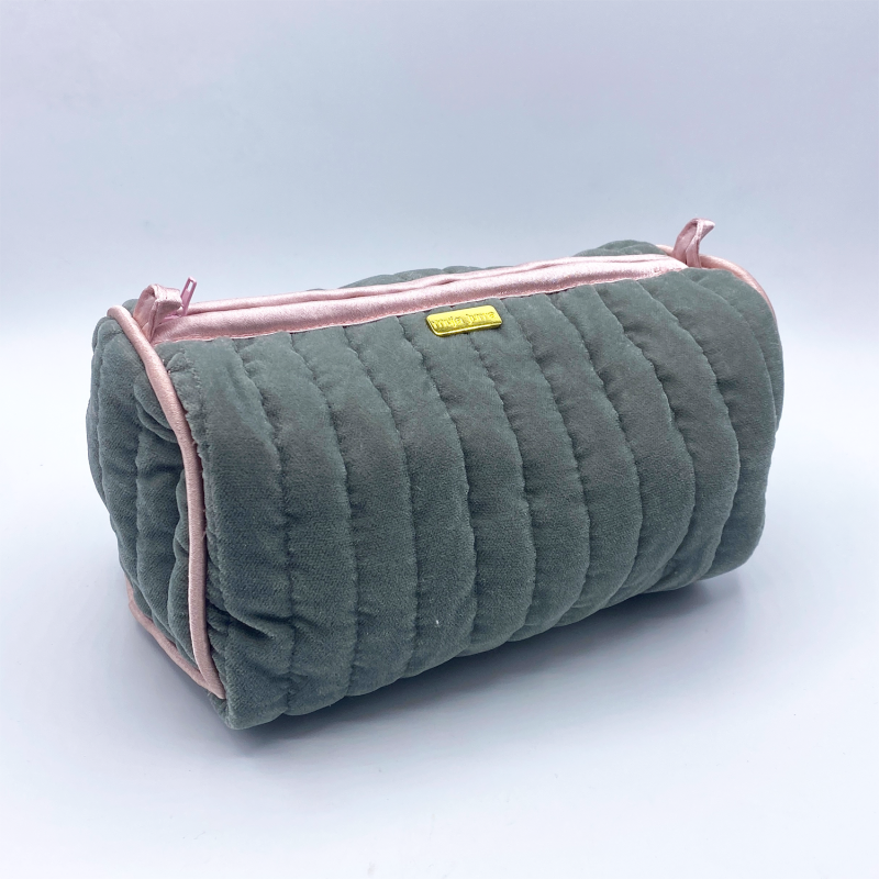 Jewelry pouch quilted sage green | Muja Juma