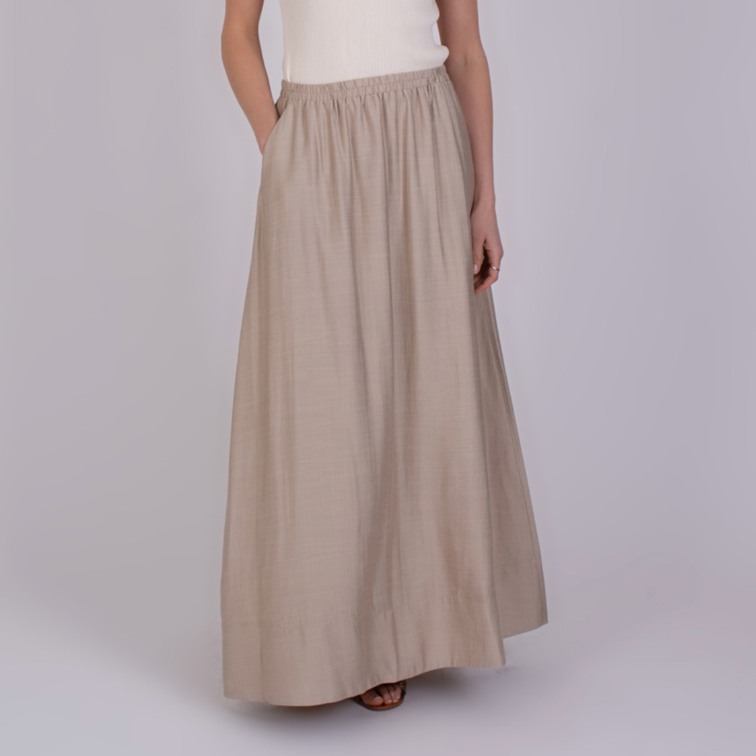 Skirt Altos Perfectly Pale | The Clothed