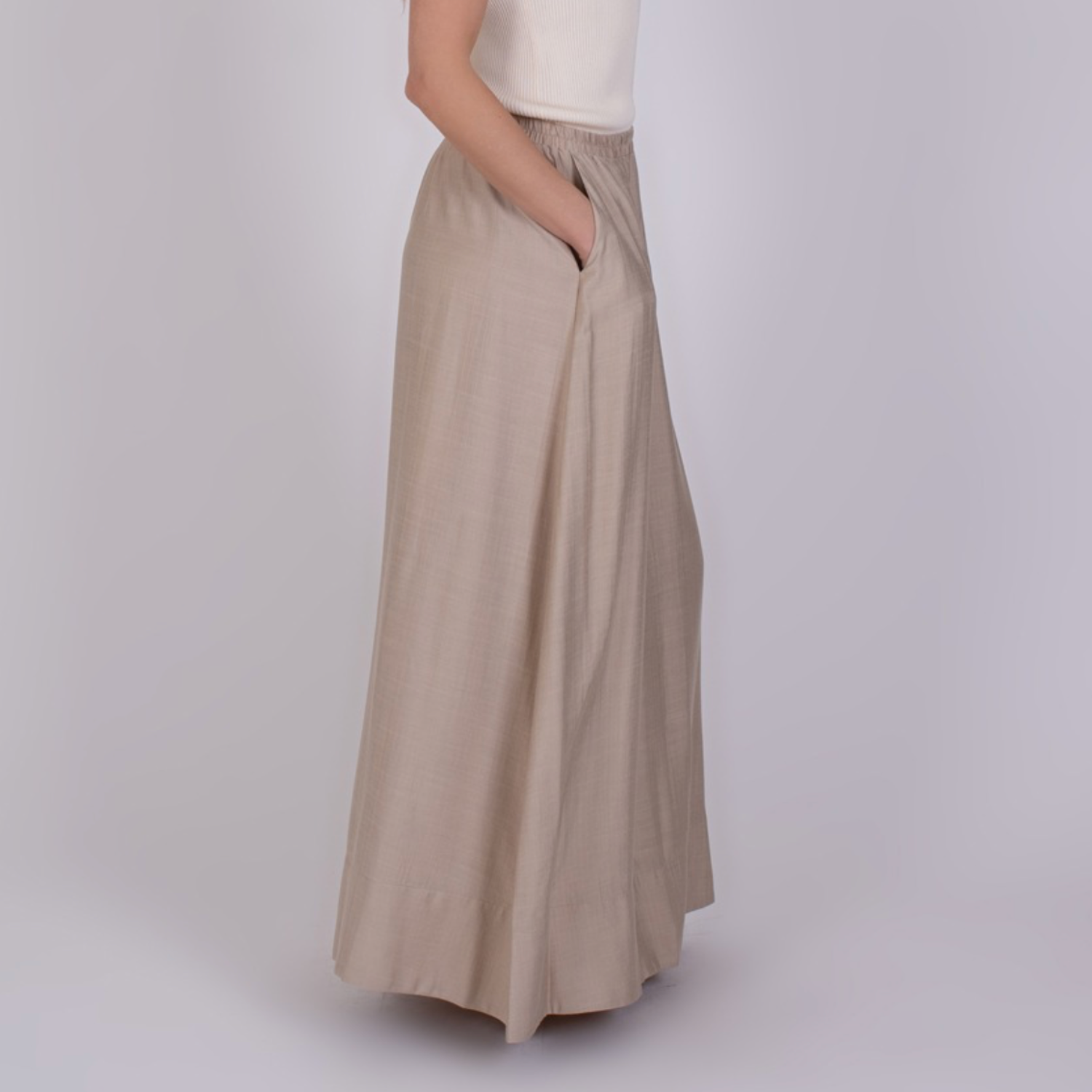 Skirt Altos Perfectly Pale | The Clothed