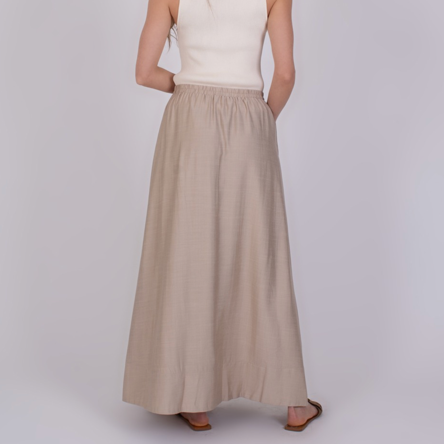 Skirt Altos Perfectly Pale | The Clothed