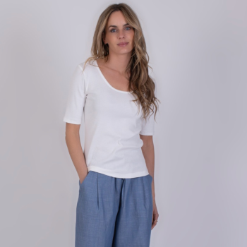 Perm T-shirt Off White | The Clothed