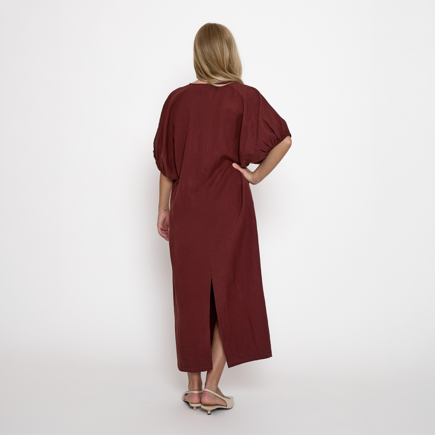 Rebecca Dress Maroon Red | Peppercorn