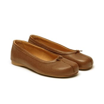 Kenny Ballerina Tan | Pavement