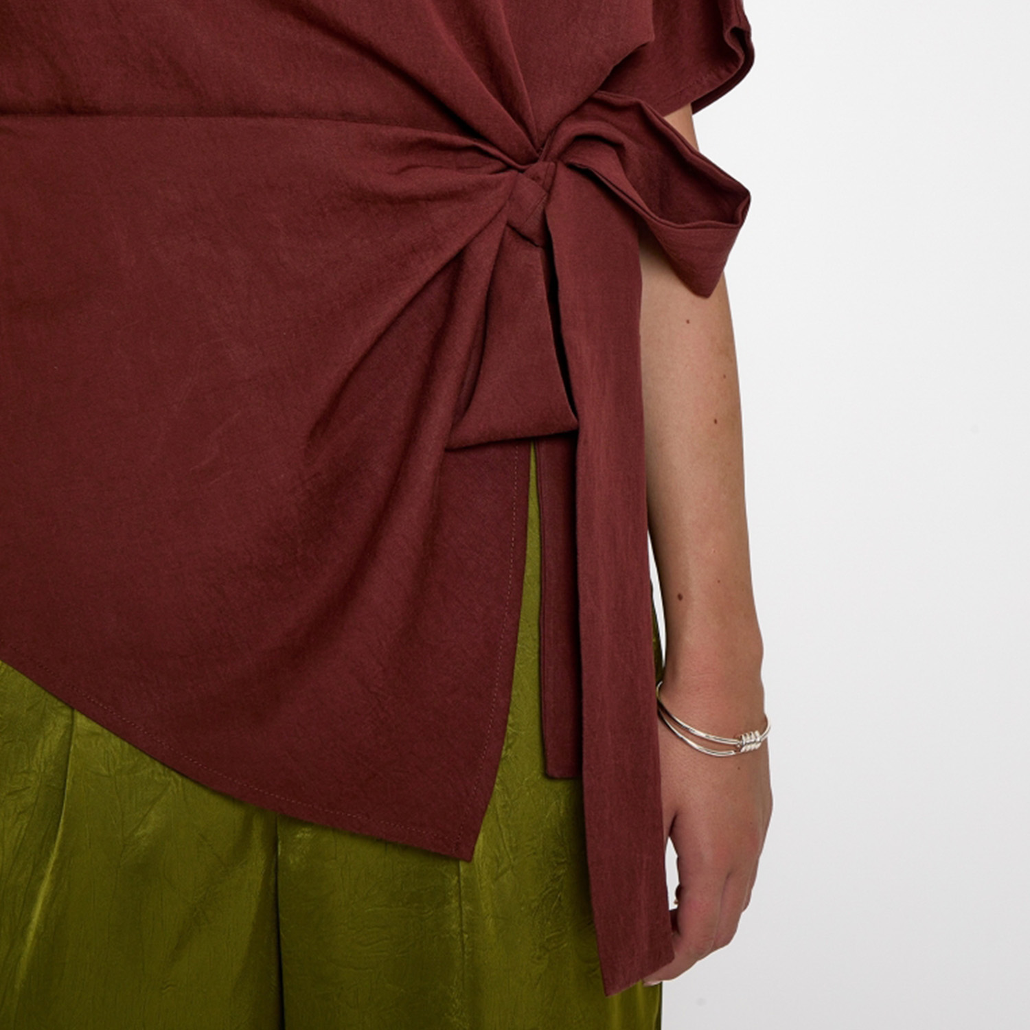 Rebecca Blouse Maroon Red | Peppercorn