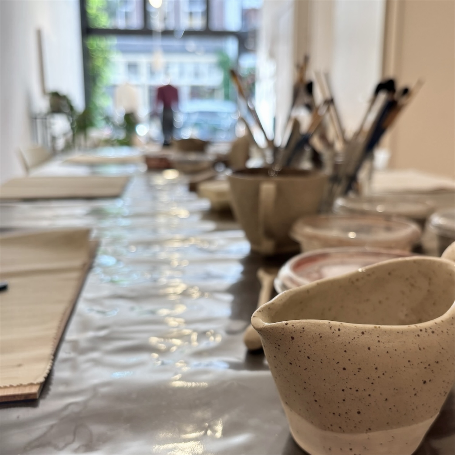 https://radijsconceptstore.nl/product/zaterdag-28-november-2026-workshop-handvormen-licht-luiden/